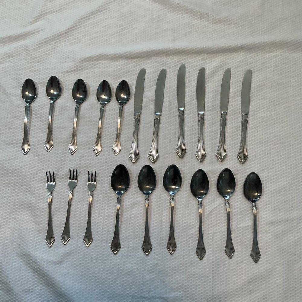 vintage Supreme Silver and Grey Dinnerware